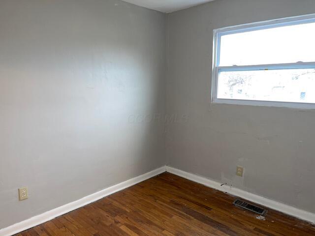 442-446 S Yale Avenue Property Photo 15