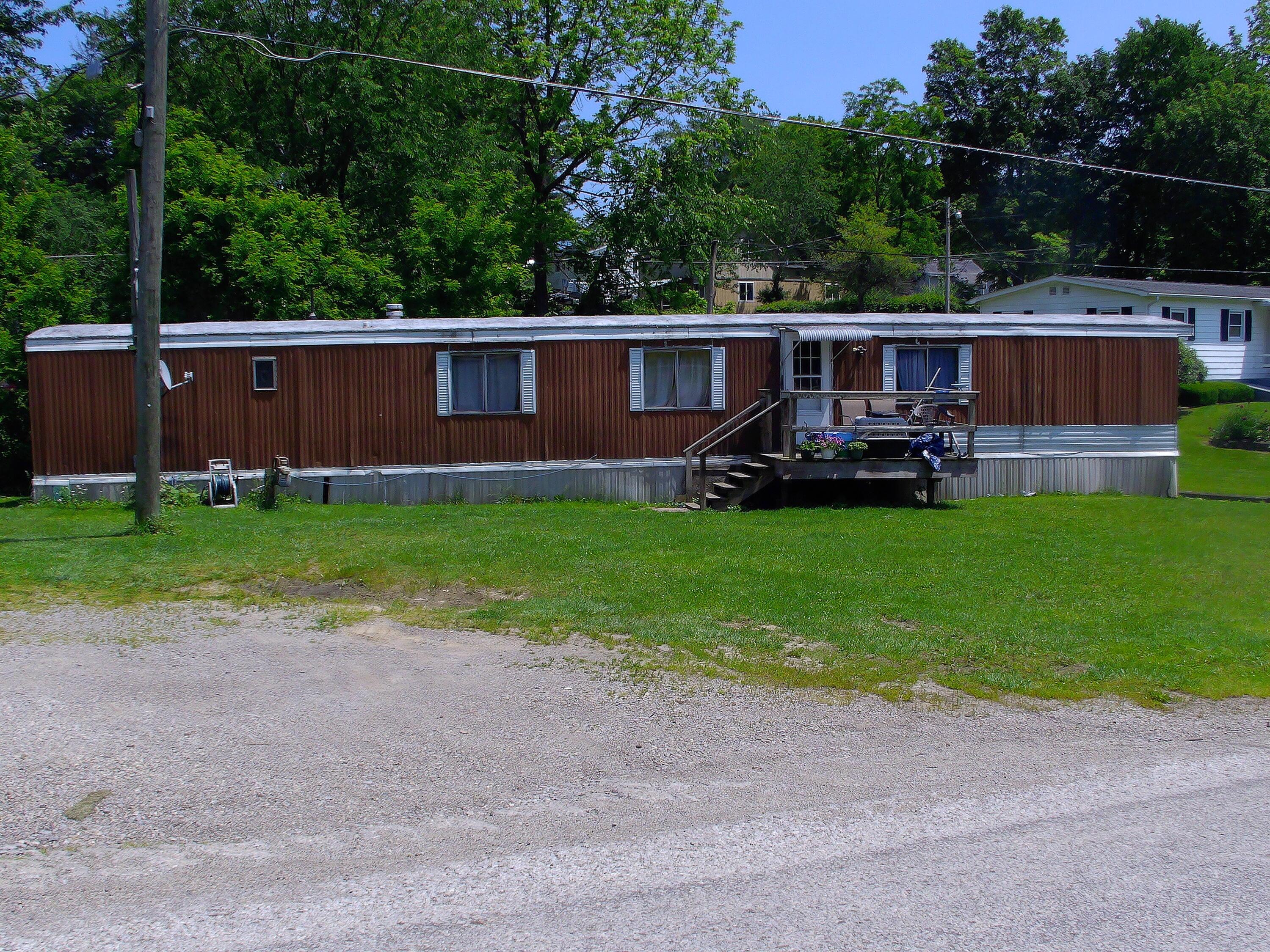 8190 New Marshfield Road Property Photo 2
