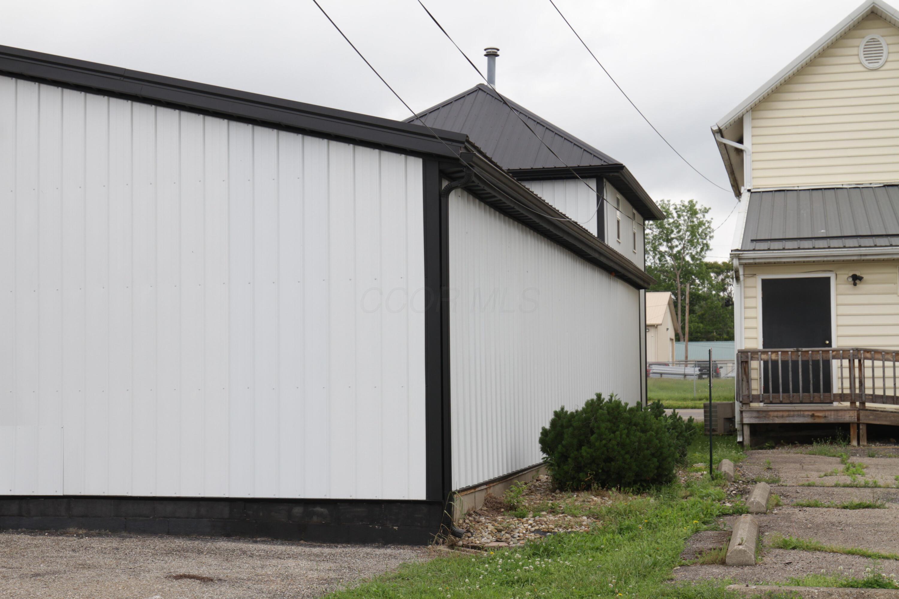 341 W Church St Street Property Photo 5
