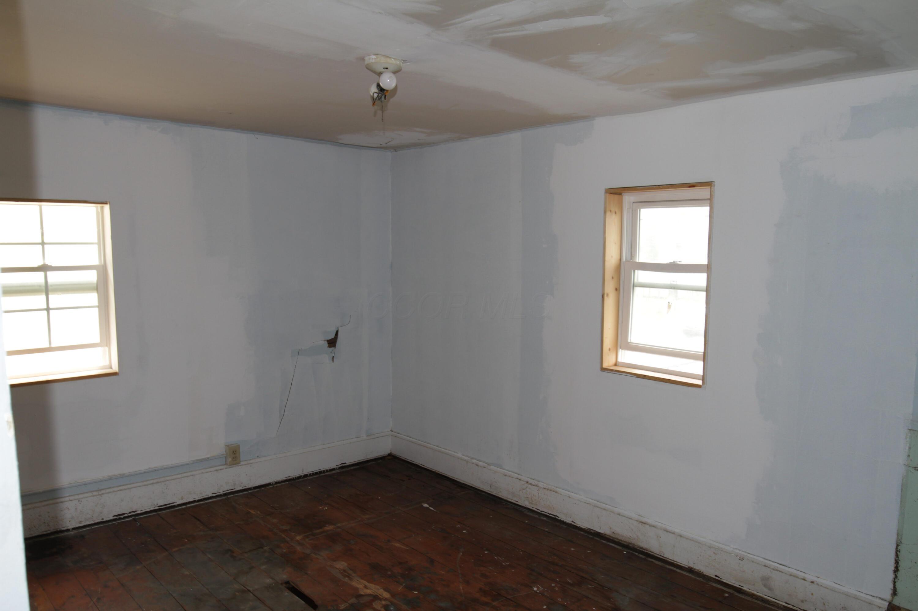 341 W Church St Street Property Photo 13