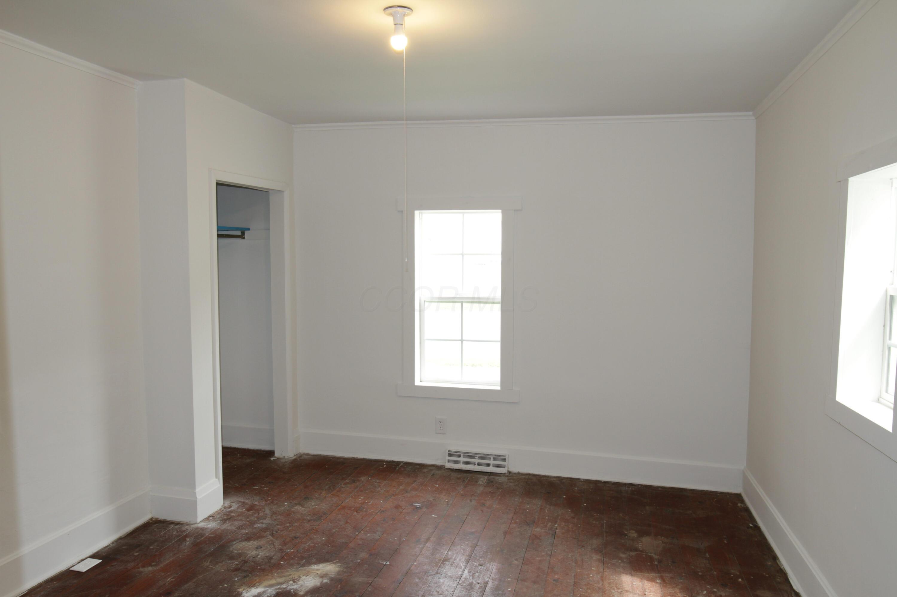 341 W Church St Street Property Photo 19