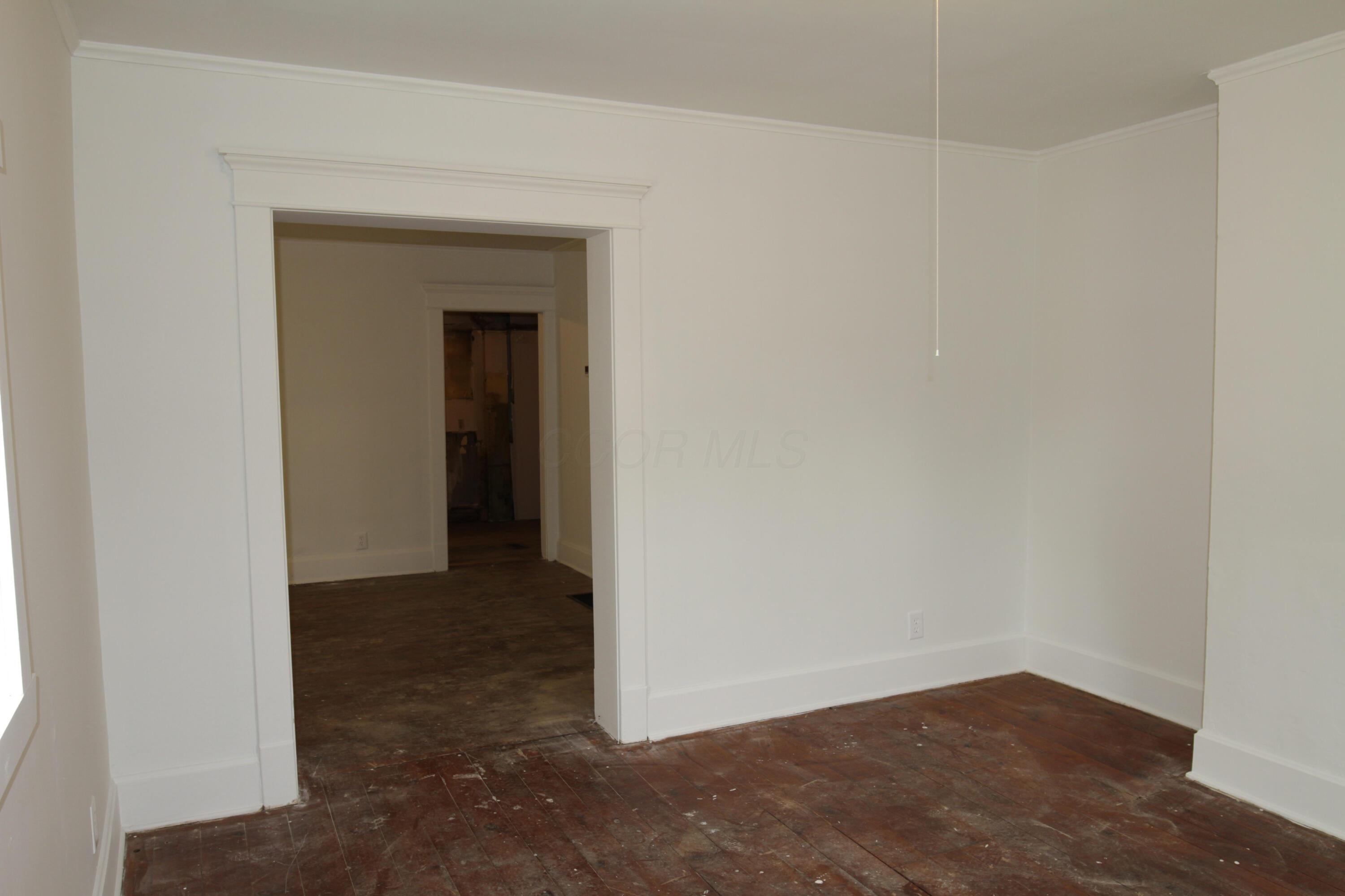 341 W Church St Street Property Photo 20