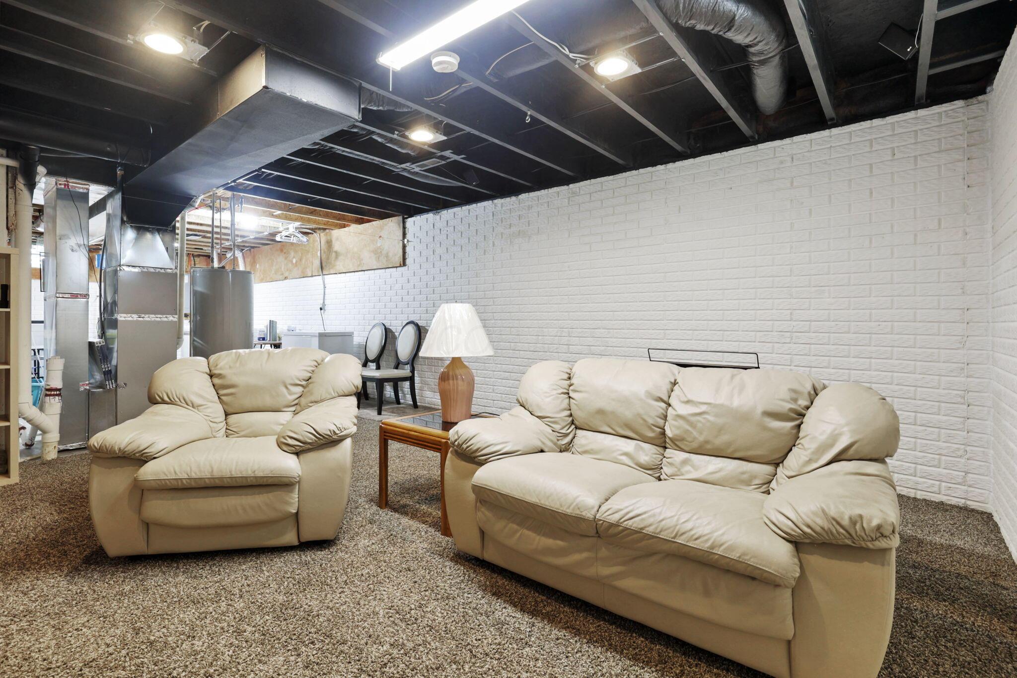 168 Winding Valley Drive Property Photo 45