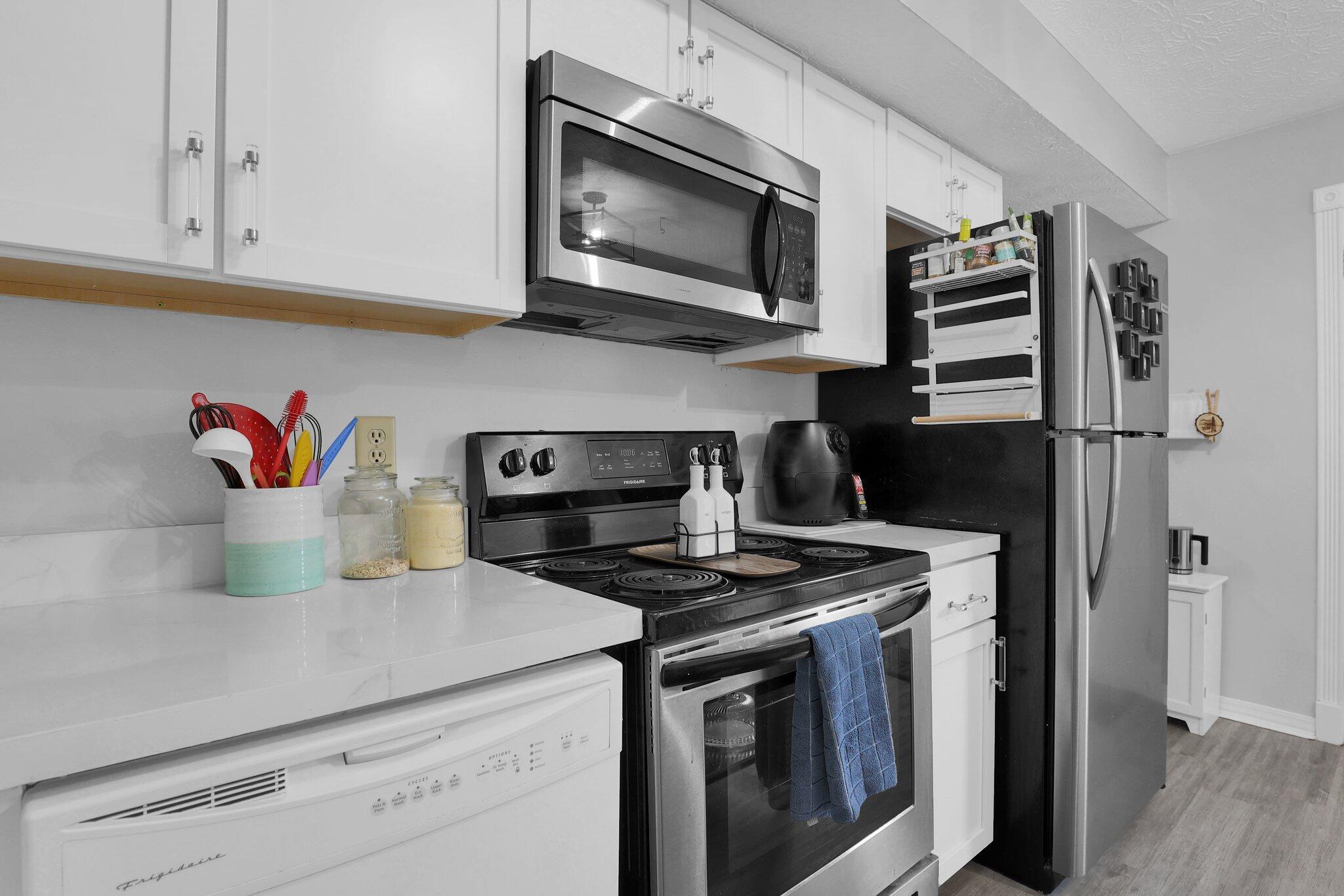 3195 Summerdale Lane Property Photo 14