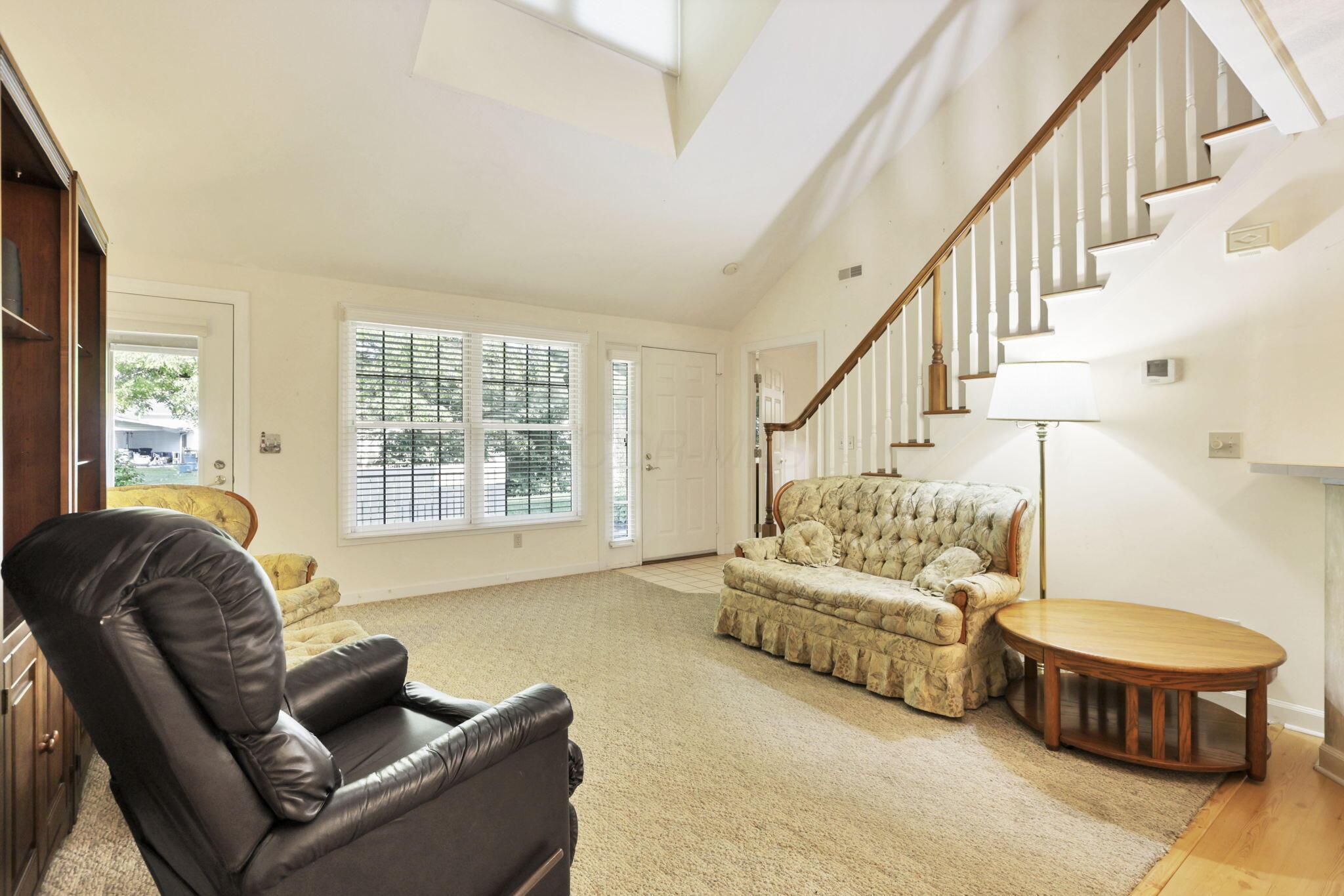 53 Stone House Court Property Photo 4