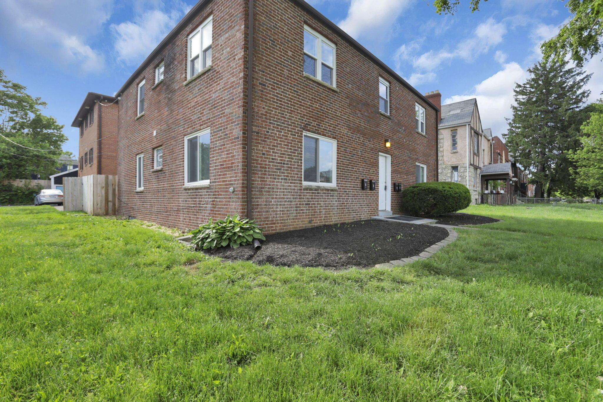 1009 Lilley Avenue Property Photo 8