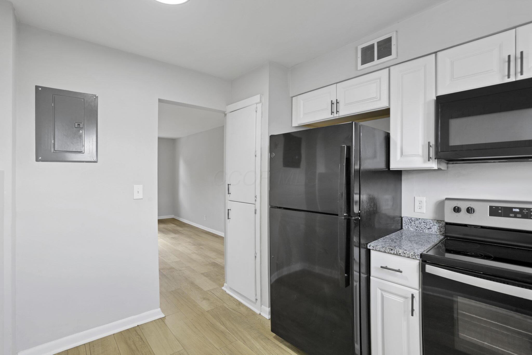 1009 Lilley Avenue Property Photo 43