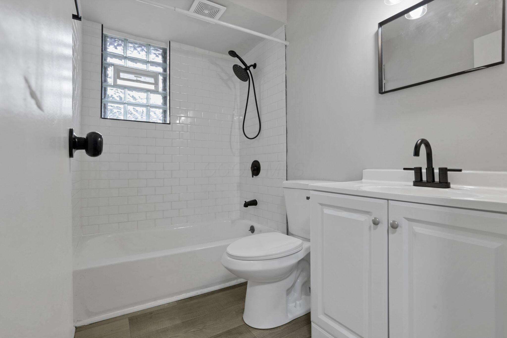 1009 Lilley Avenue Property Photo 50