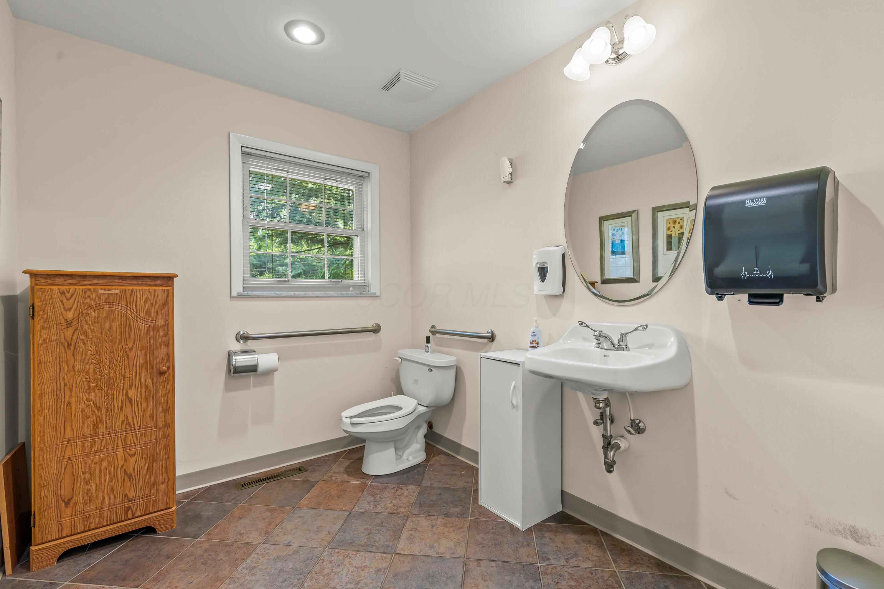 4901 Central College Road Property Photo 18