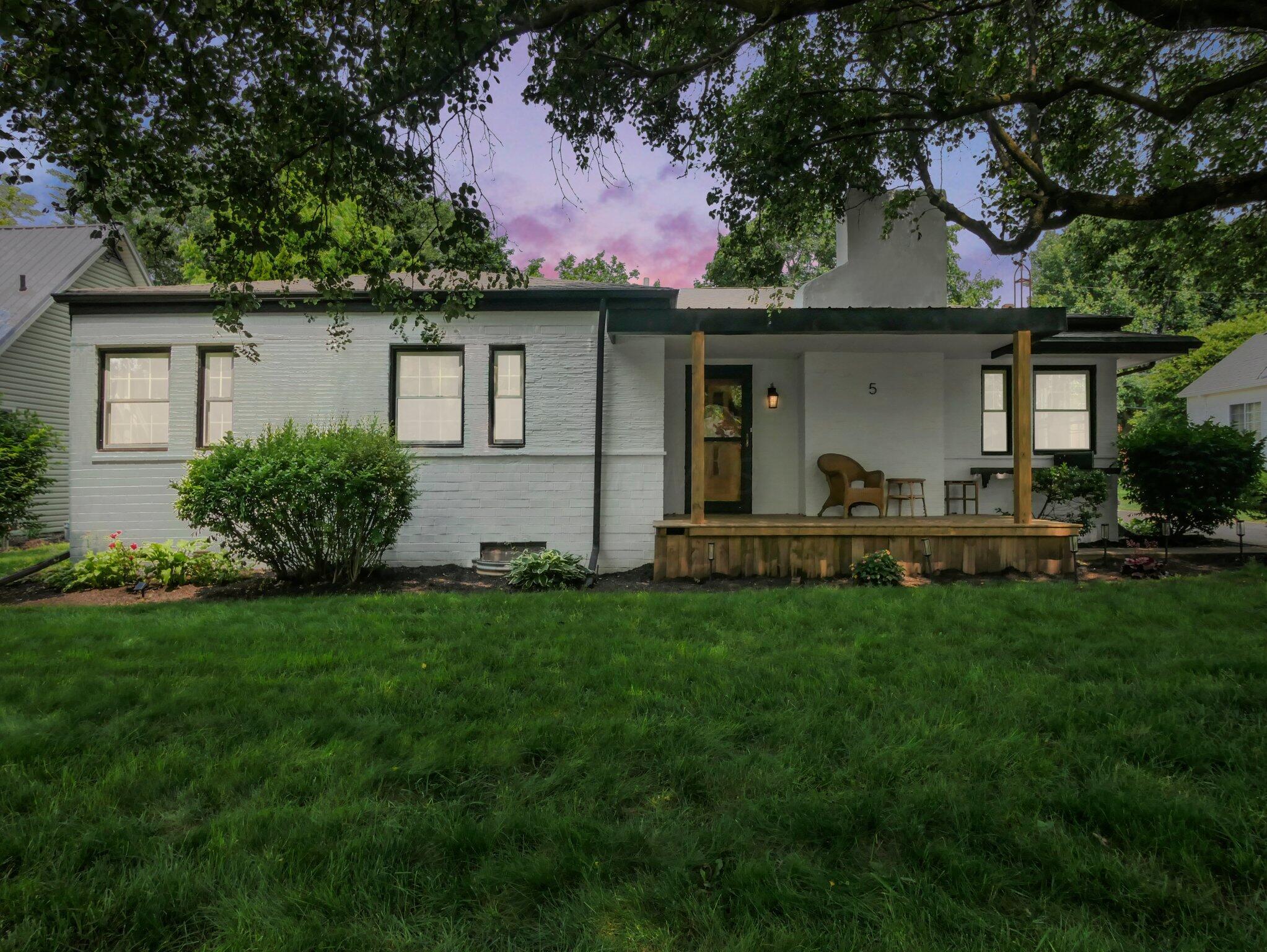 5 Whitaker Dr Drive Property Photo 1