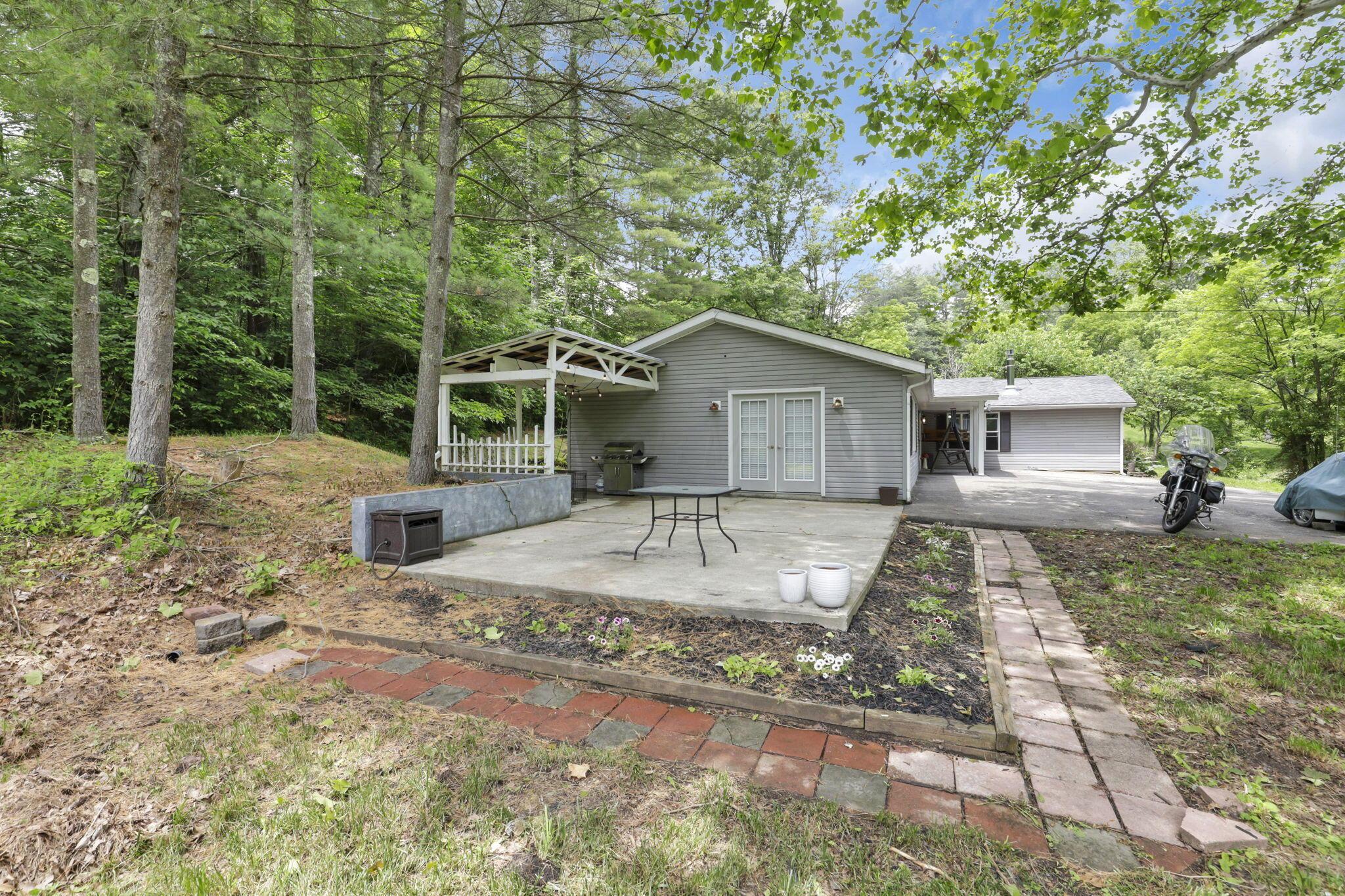 8175 Vore Ridge Road Property Photo 43