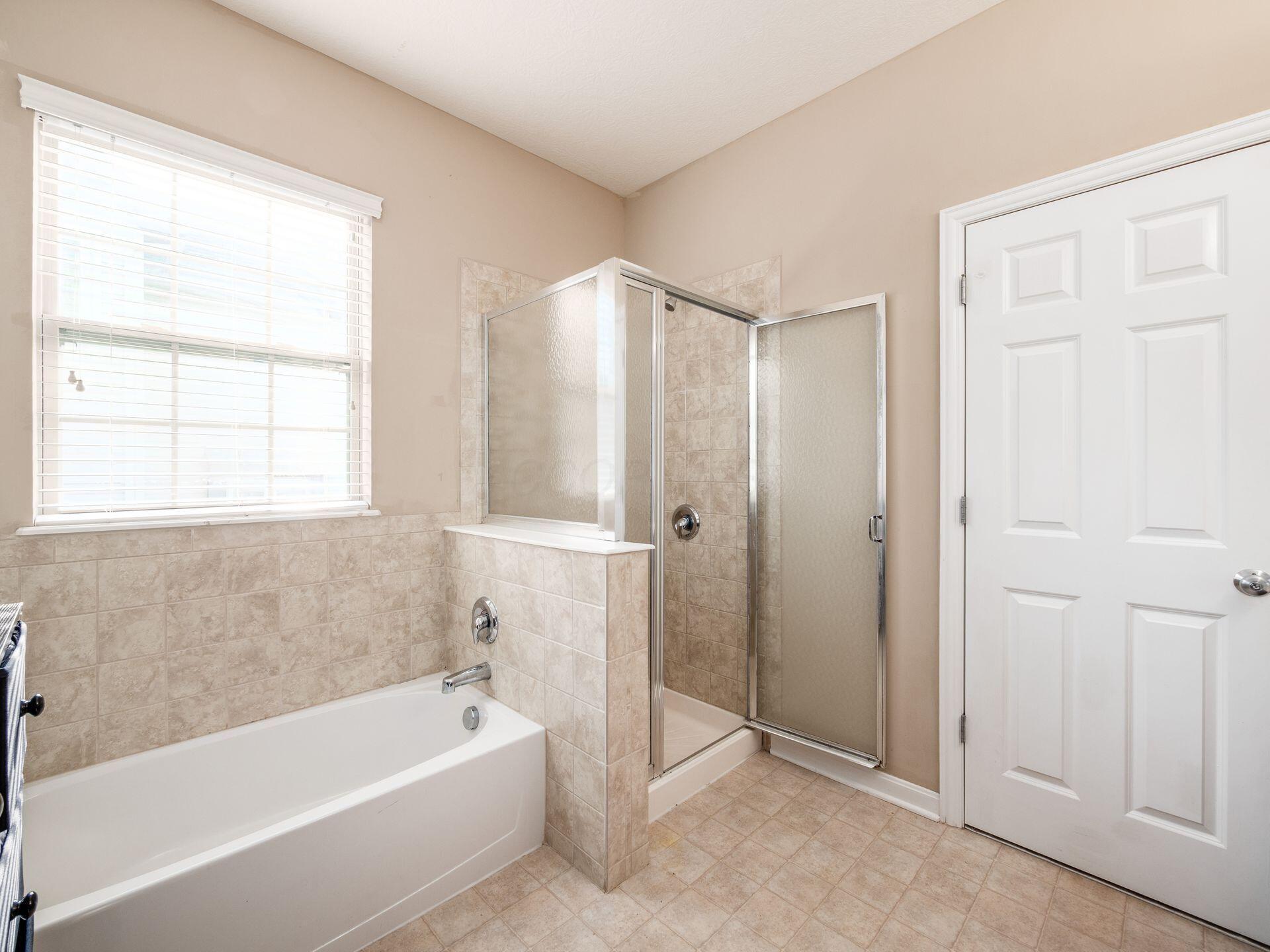 5608 Maple Dell Court Property Photo 32