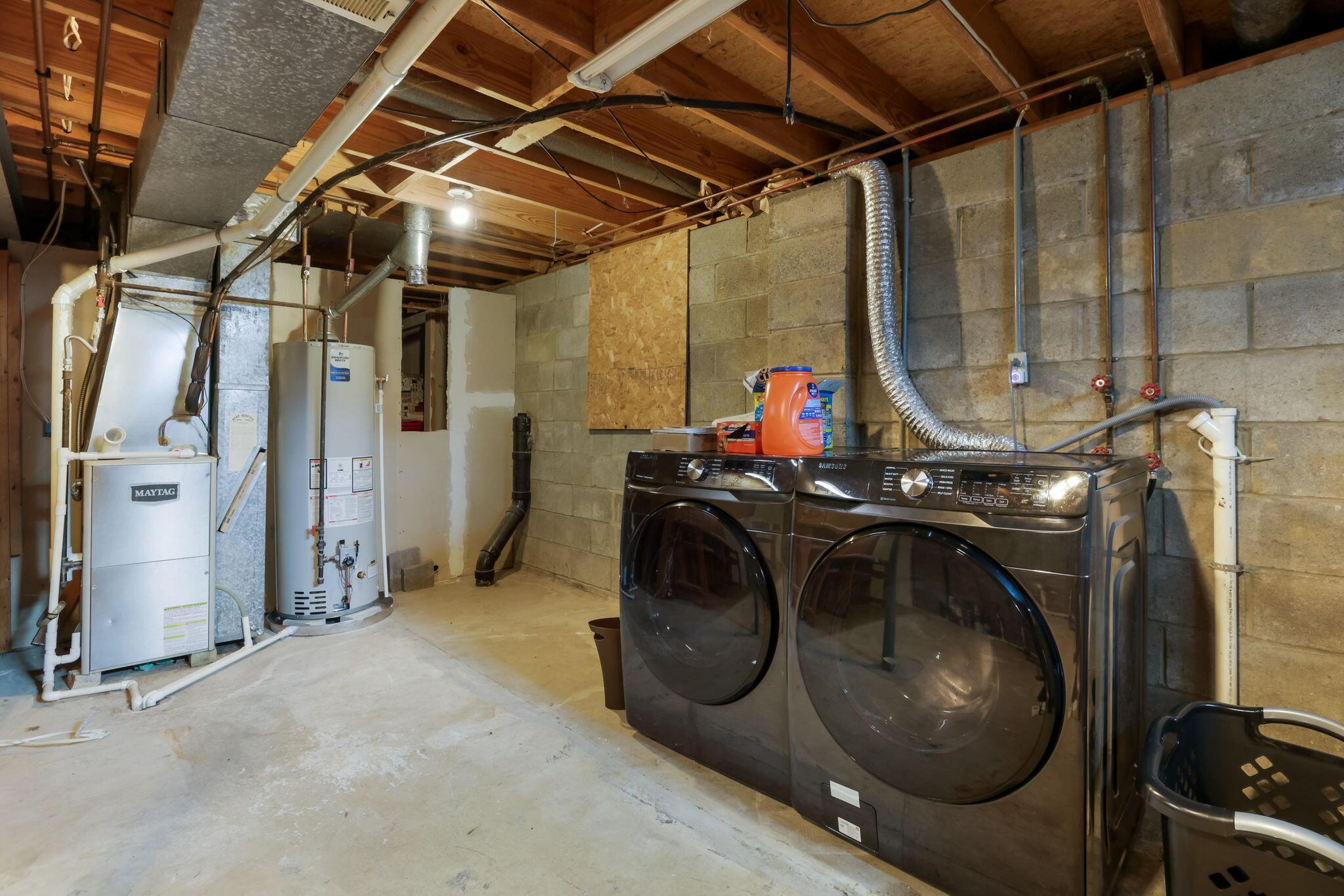 1790 Jupiter Avenue Property Photo 28