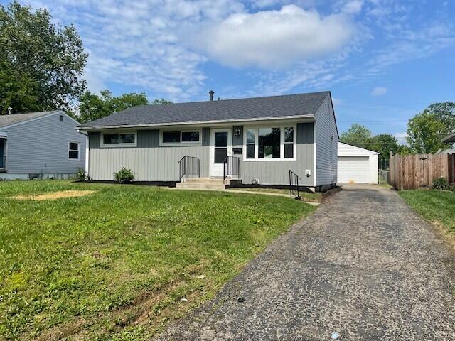 1001 S Harris Avenue Property Photo 1