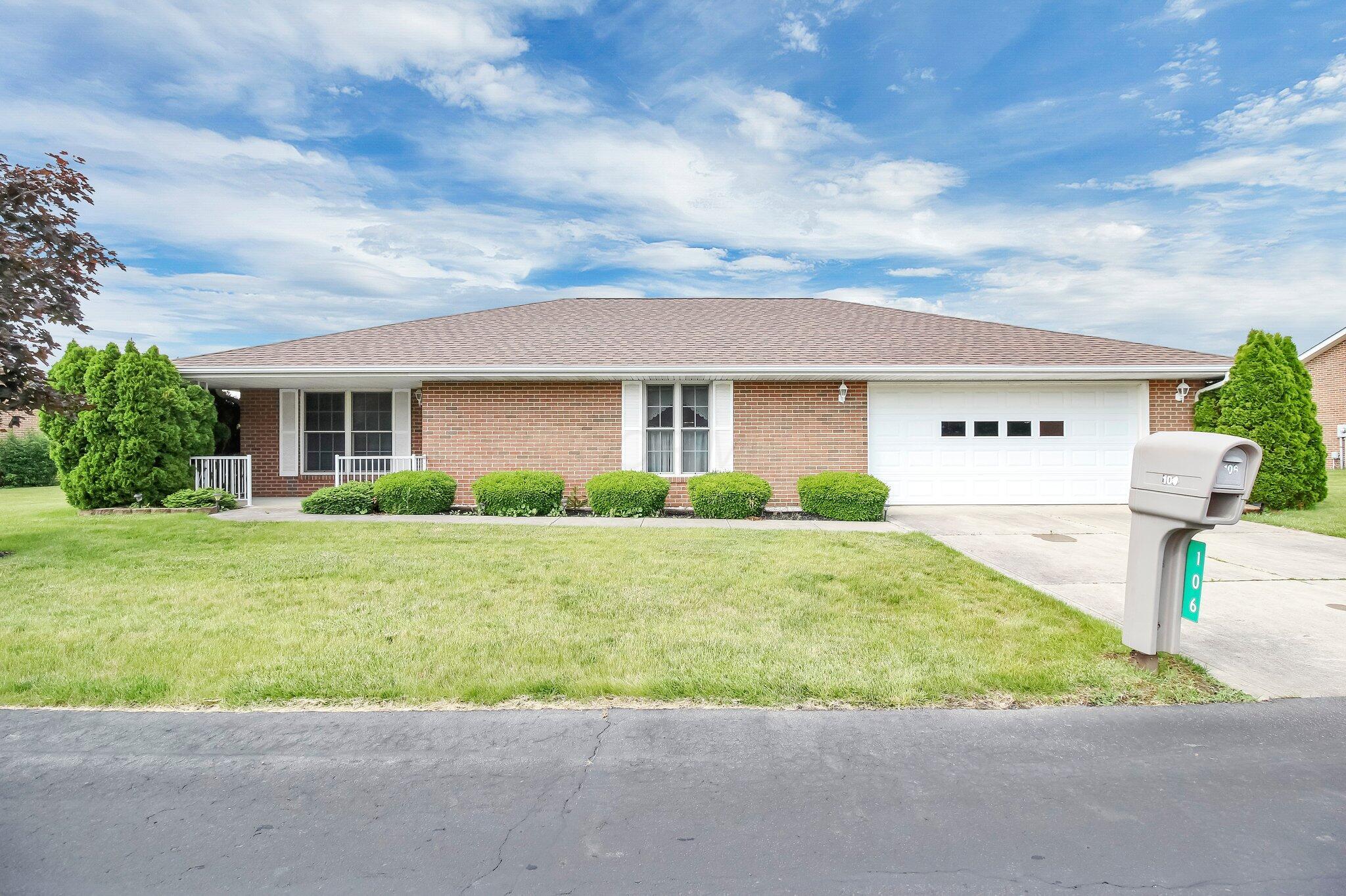 106 Kings Way Property Photo 1