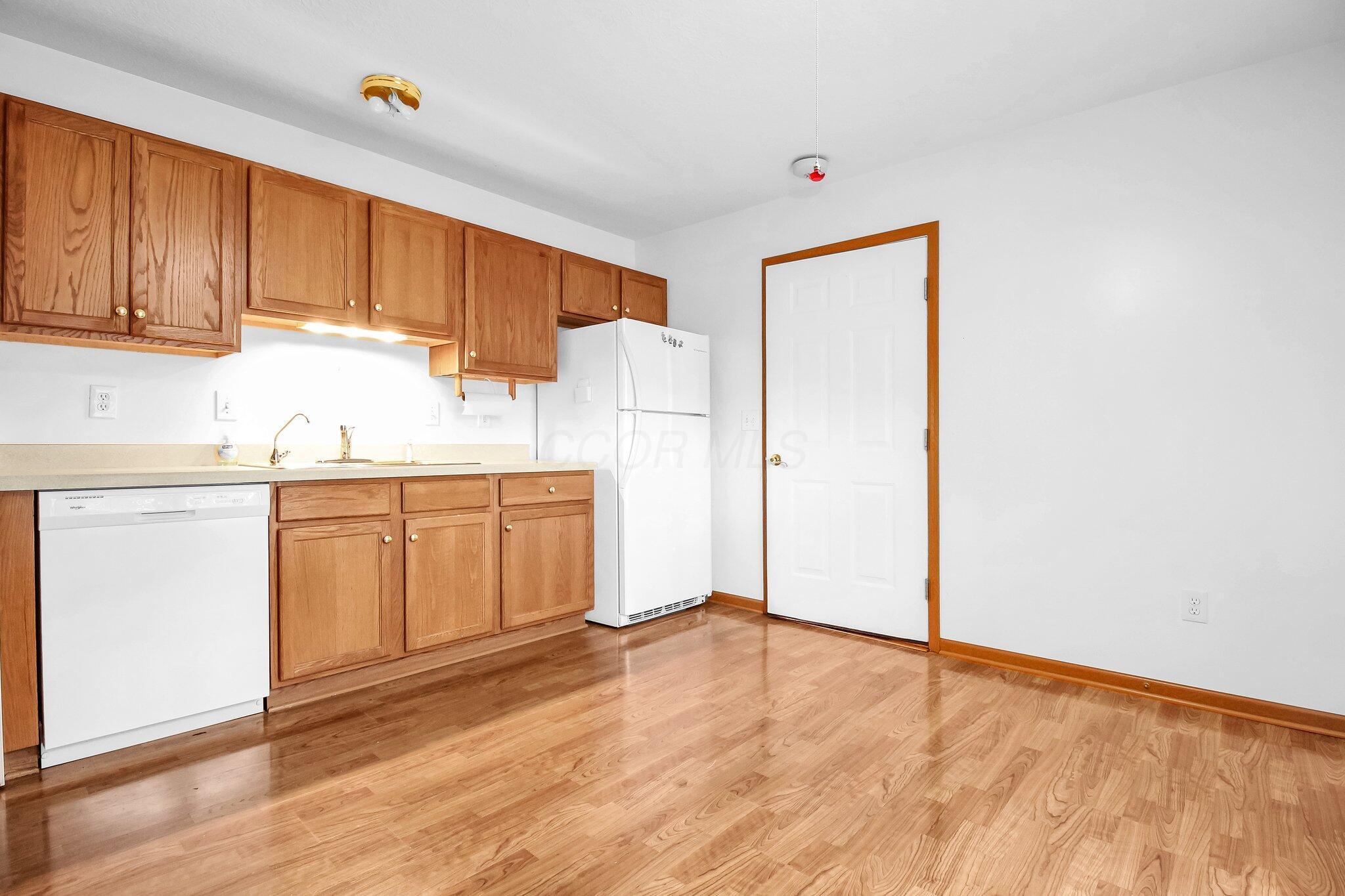 106 Kings Way Property Photo 7