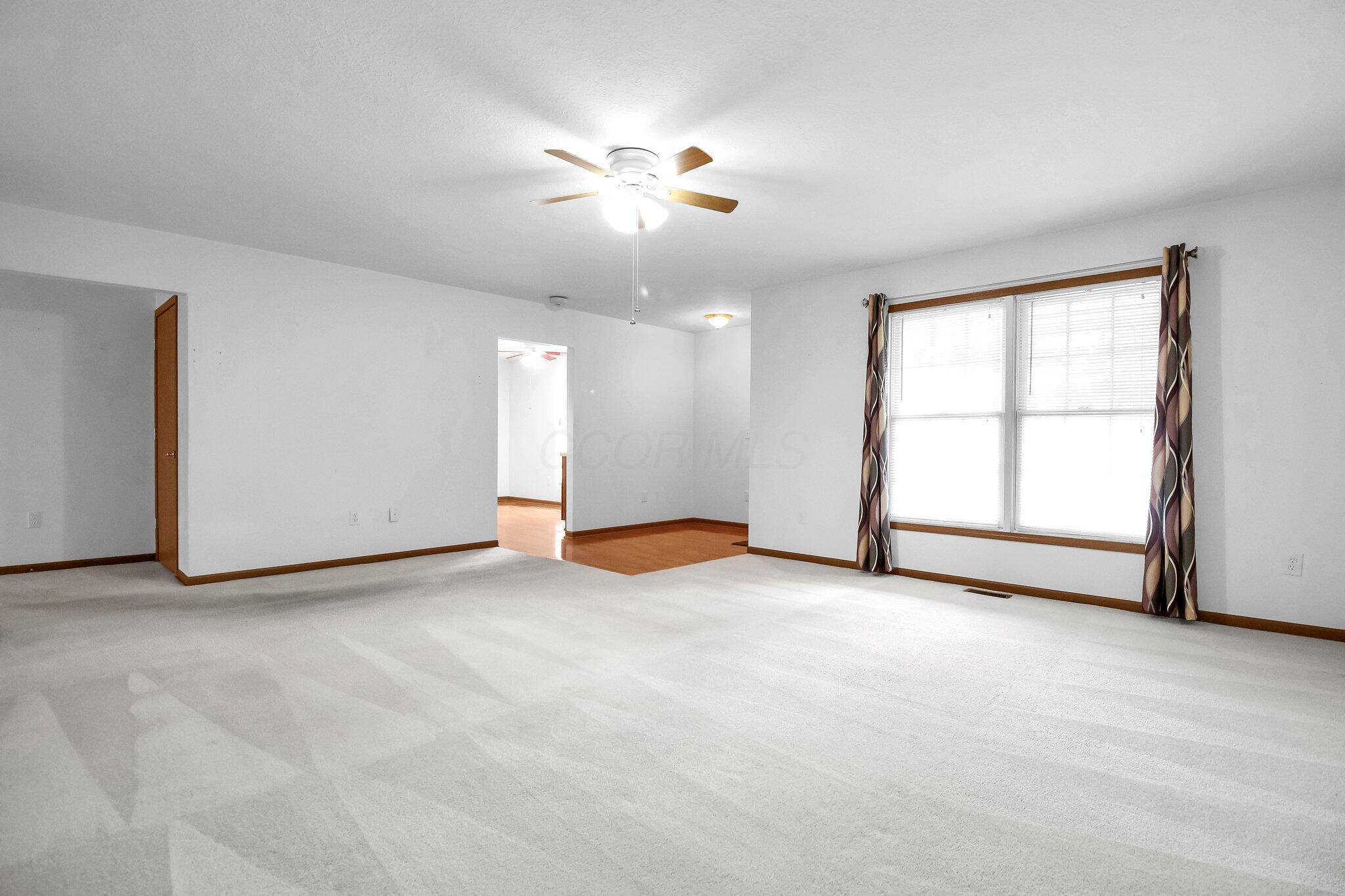 106 Kings Way Property Photo 9