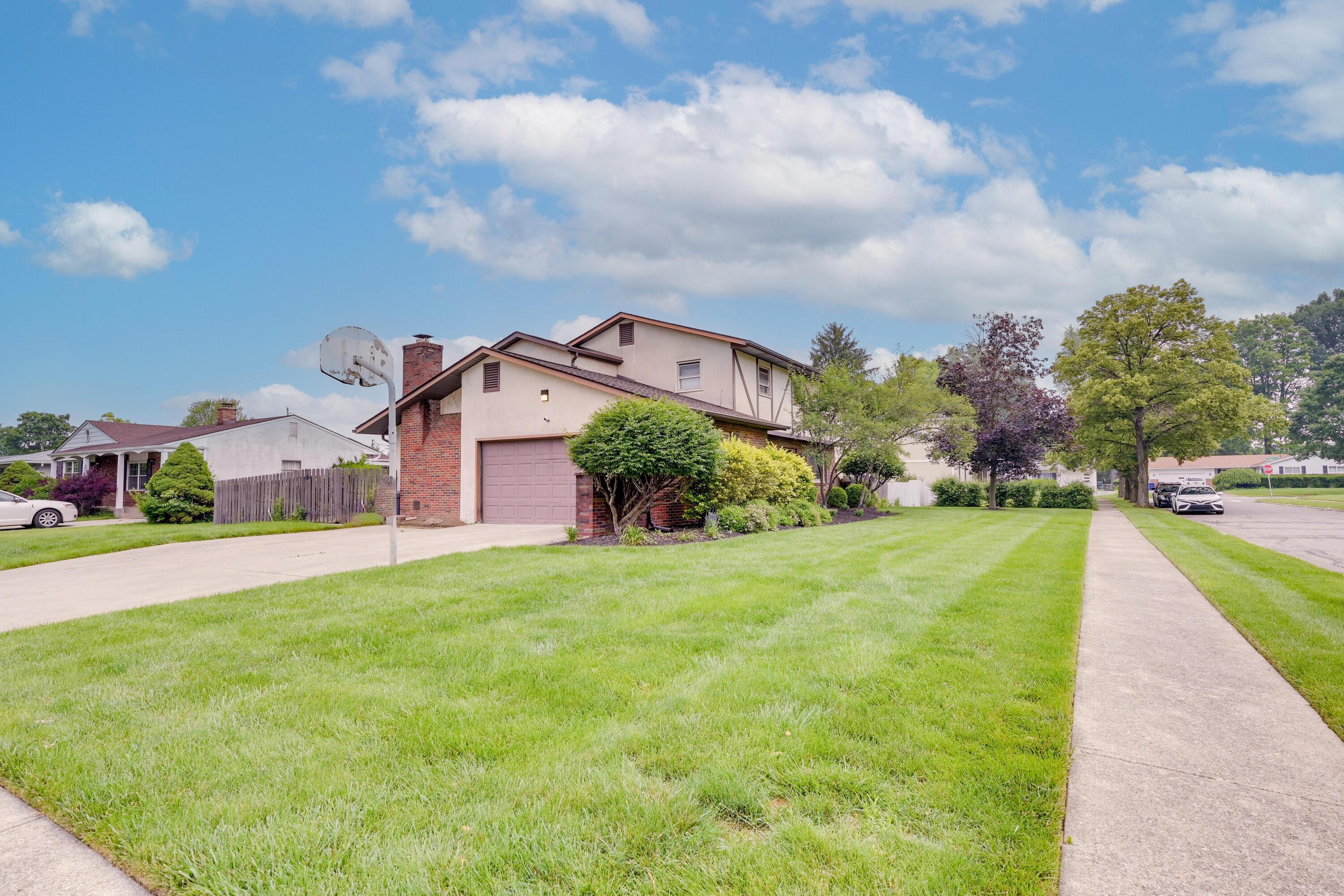 4909 Vanlear Road Property Photo 4