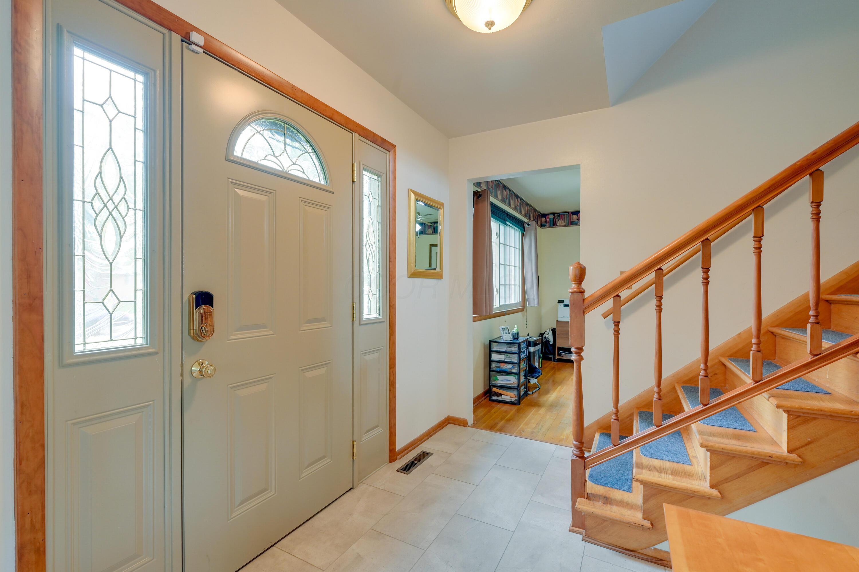 4909 Vanlear Road Property Photo 5