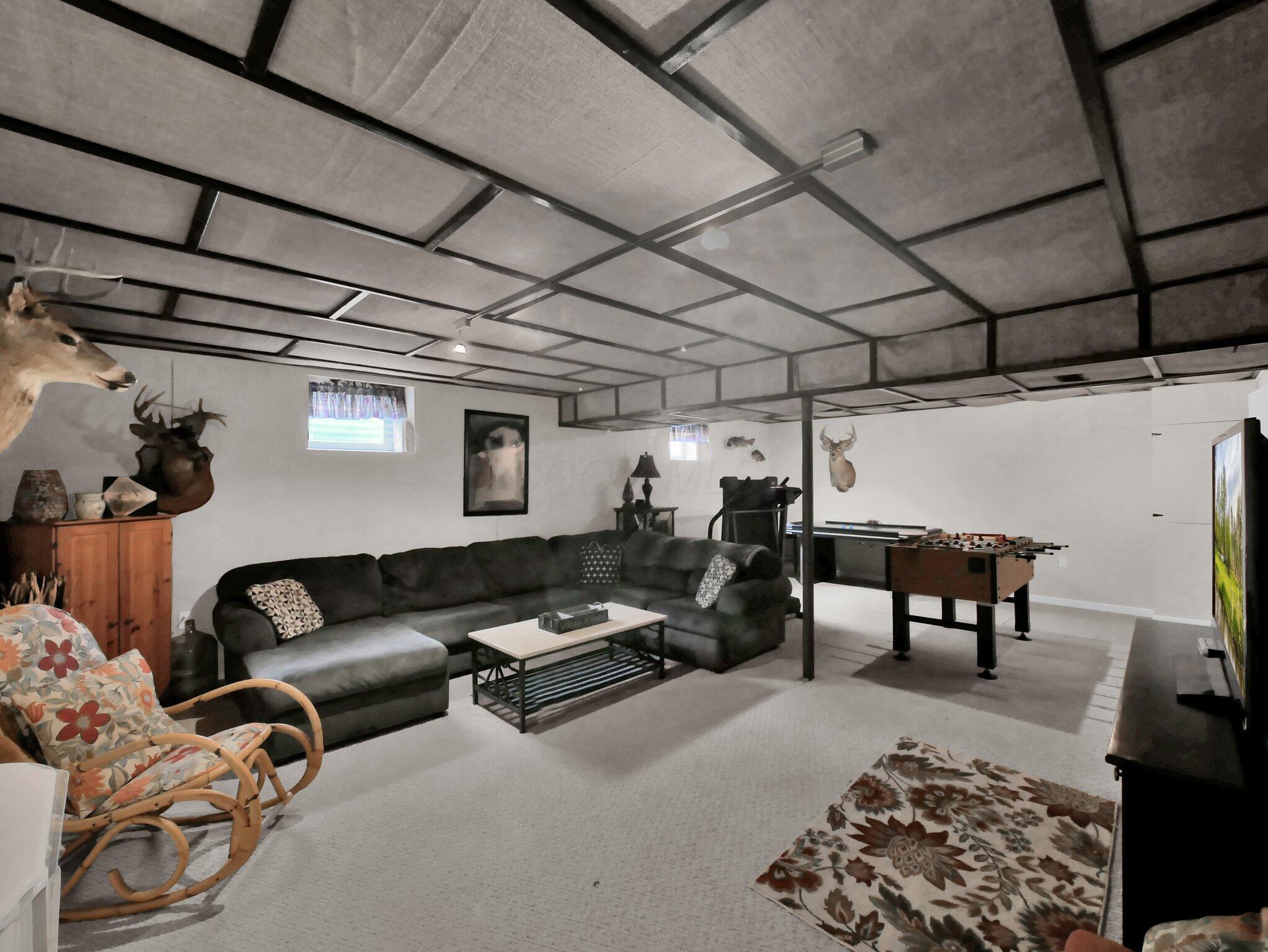 229 Victorian Drive Property Photo 37