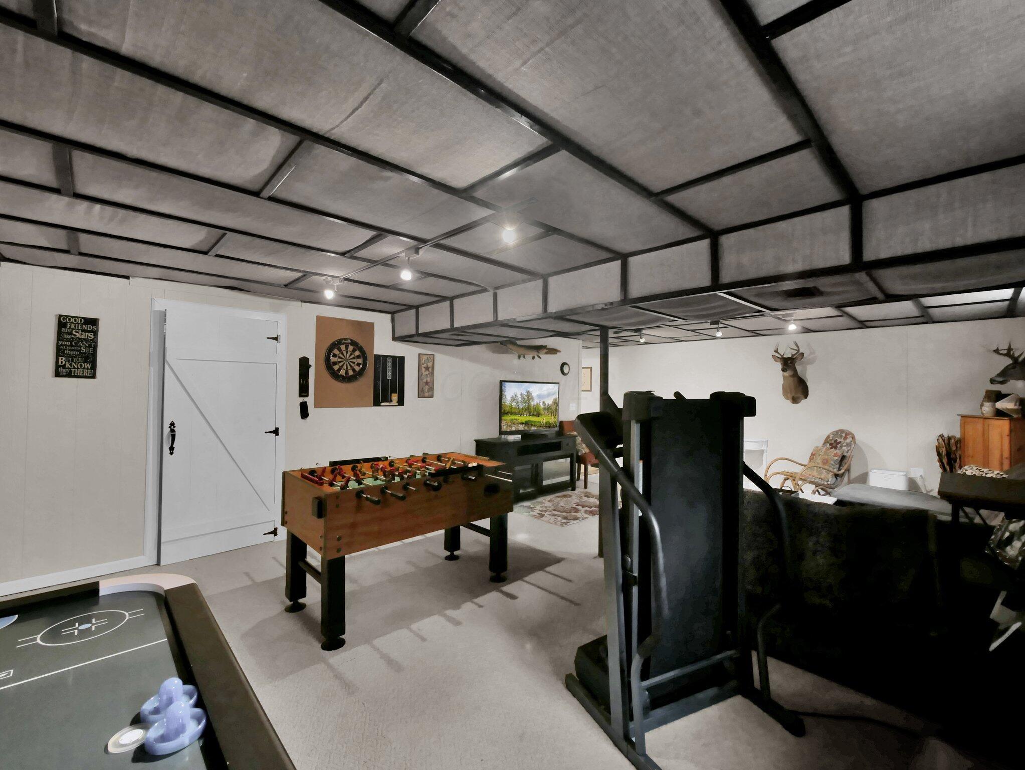 229 Victorian Drive Property Photo 38