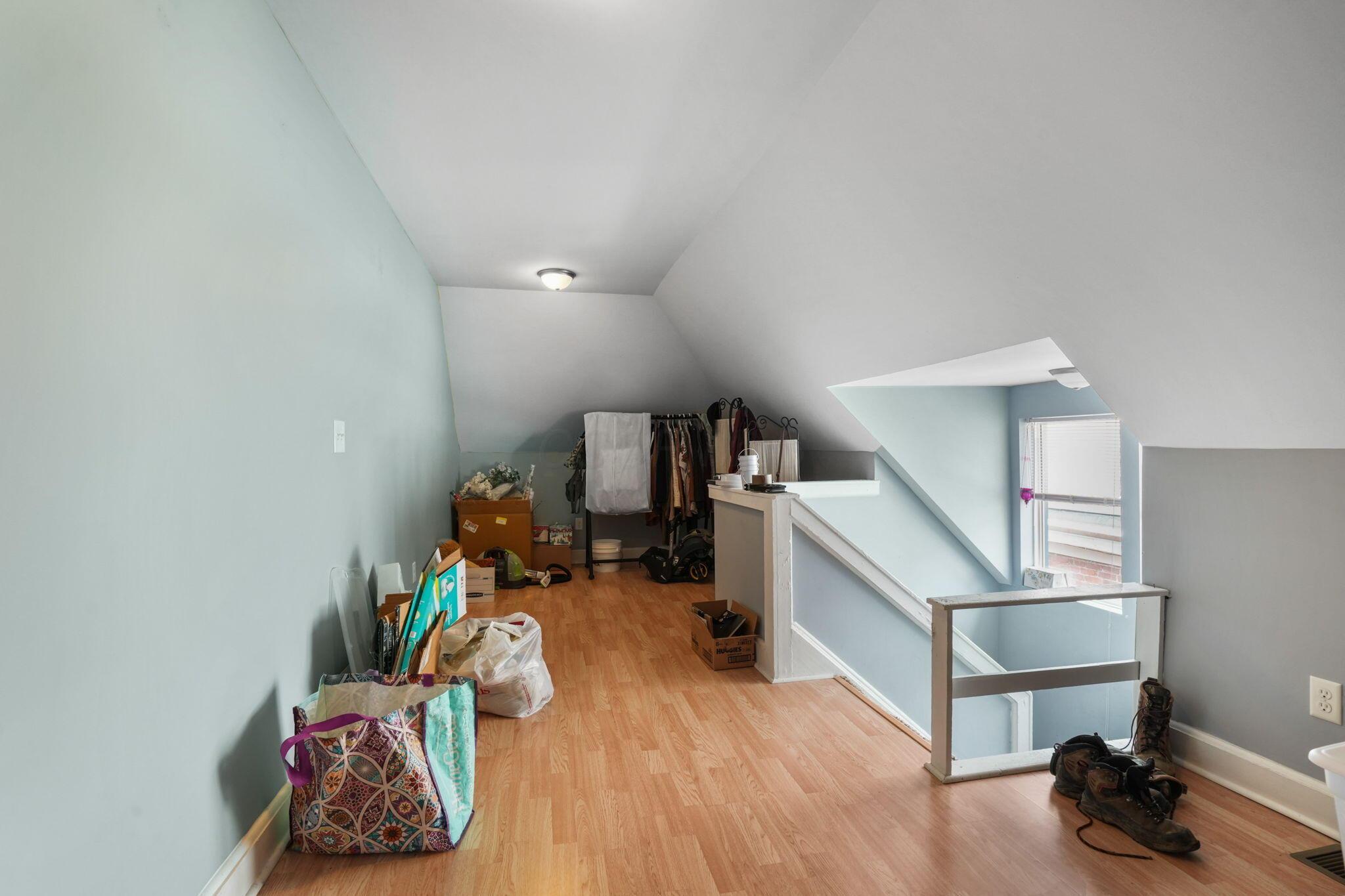 285 S Champion Avenue Property Photo 14
