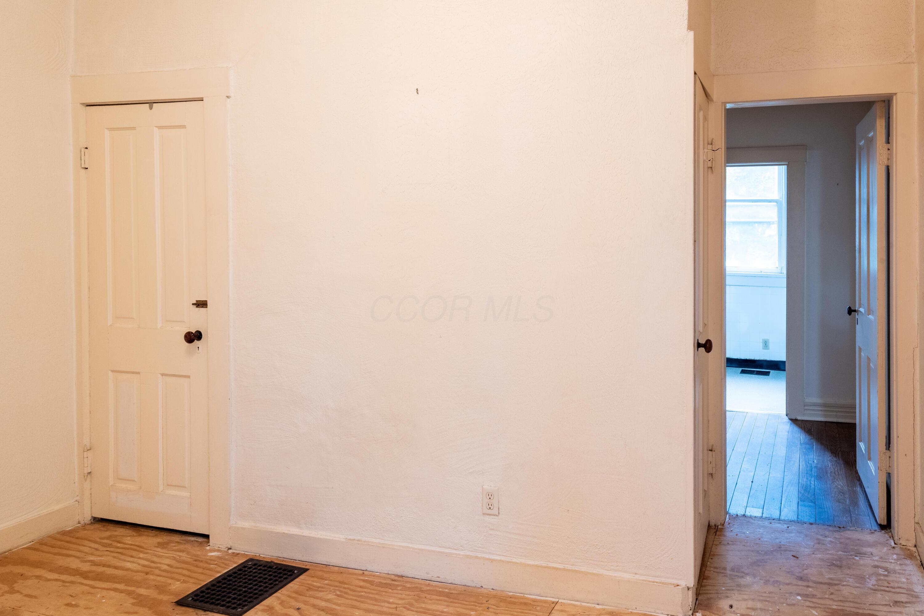 322 W Reynolds Street Property Photo 33