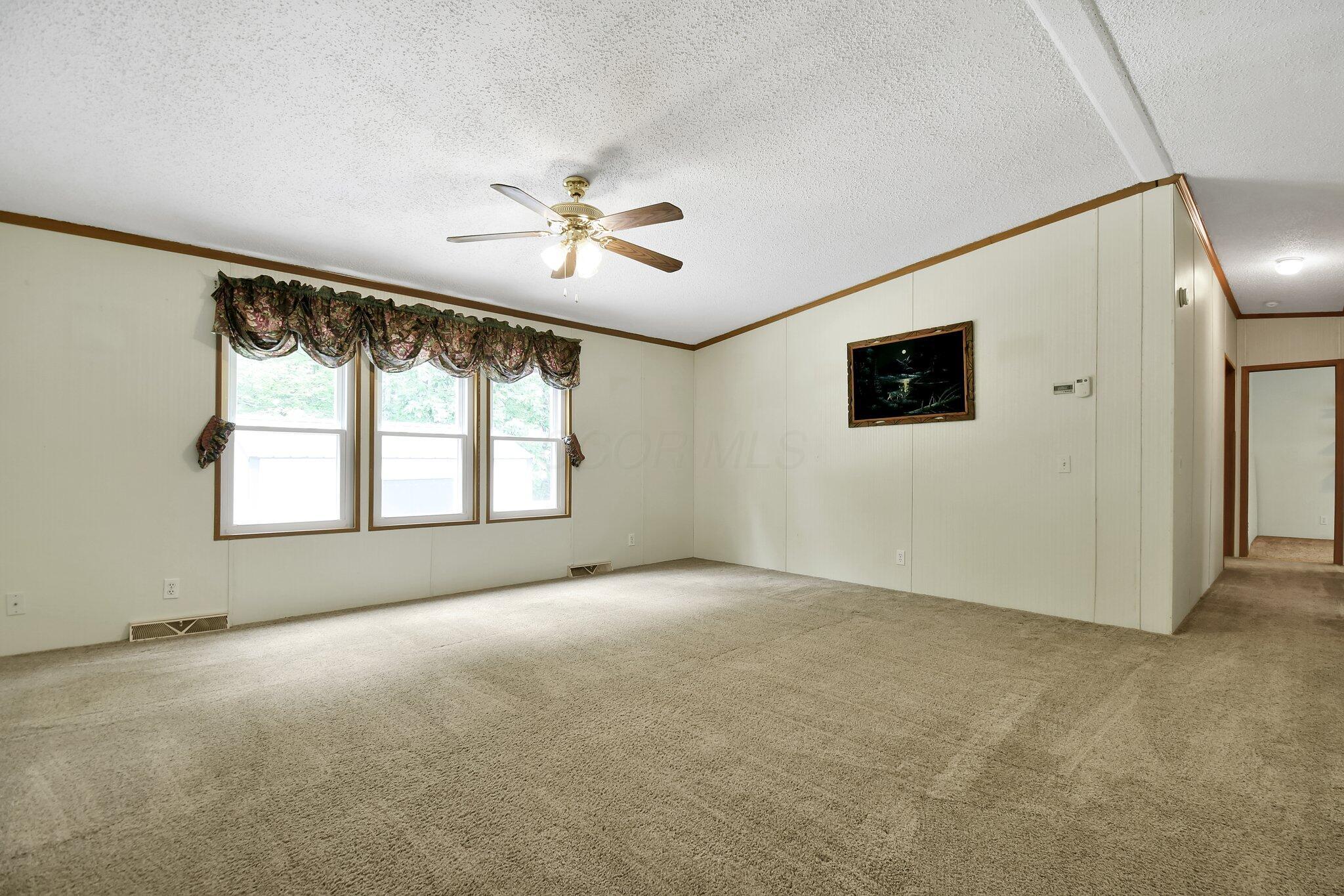 4550 Township Road 308 Se Property Photo 6