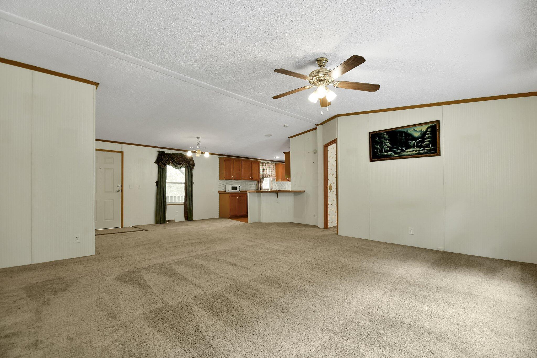 4550 Township Road 308 Se Property Photo 7