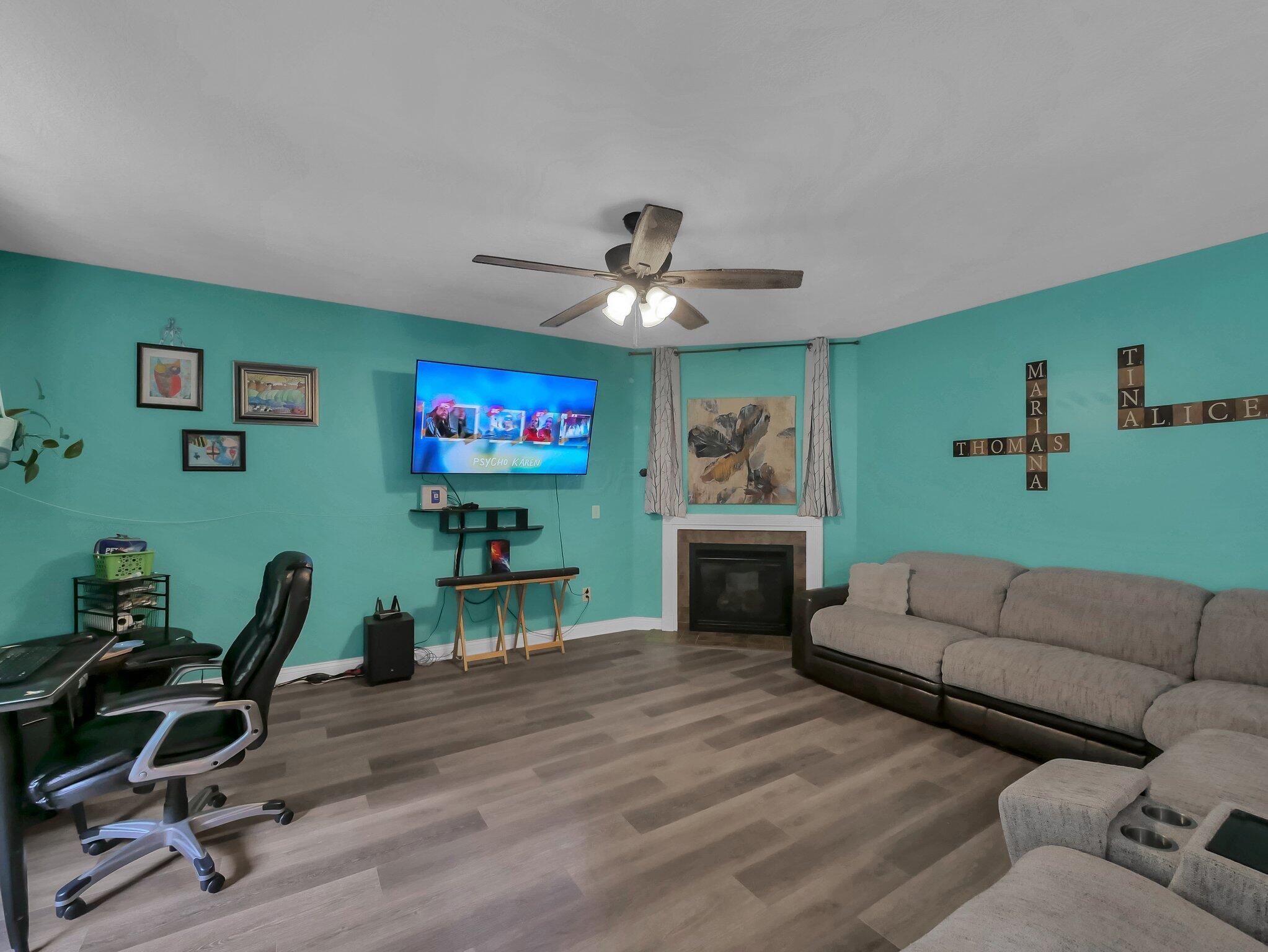 8547 Haleigh Woods Drive Property Photo 10