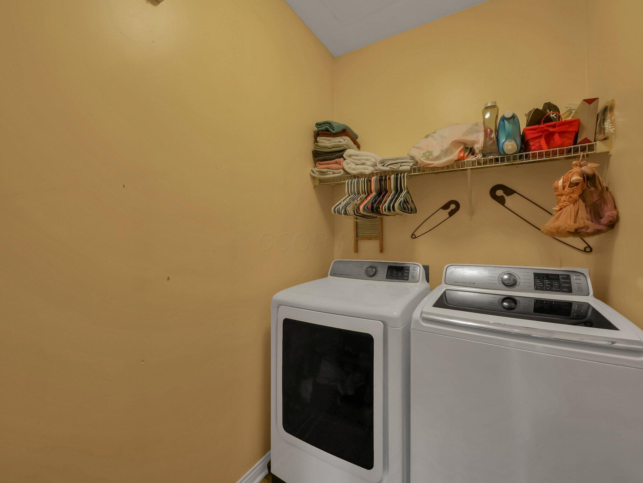 8547 Haleigh Woods Drive Property Photo 11
