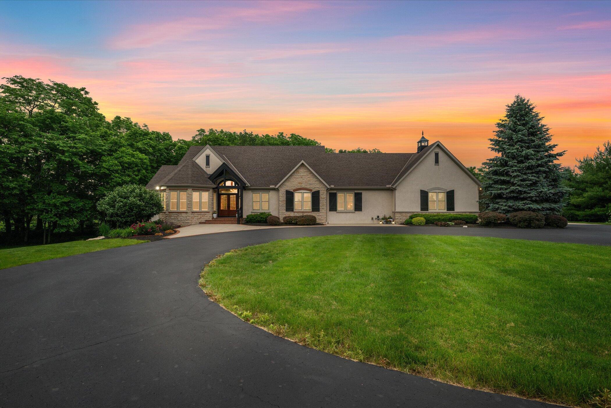 390 Edgington Drive Property Photo 1