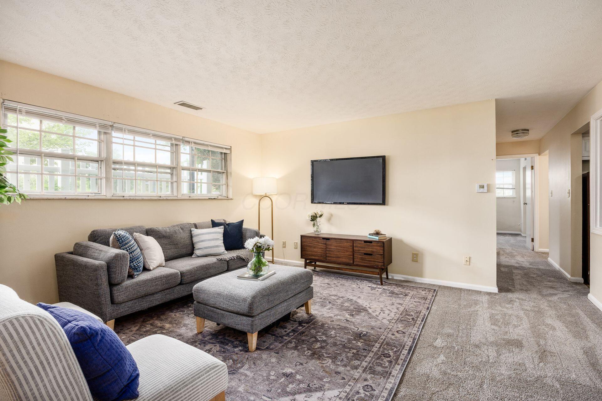 1530 Slade Avenue, 101 Property Photo 3