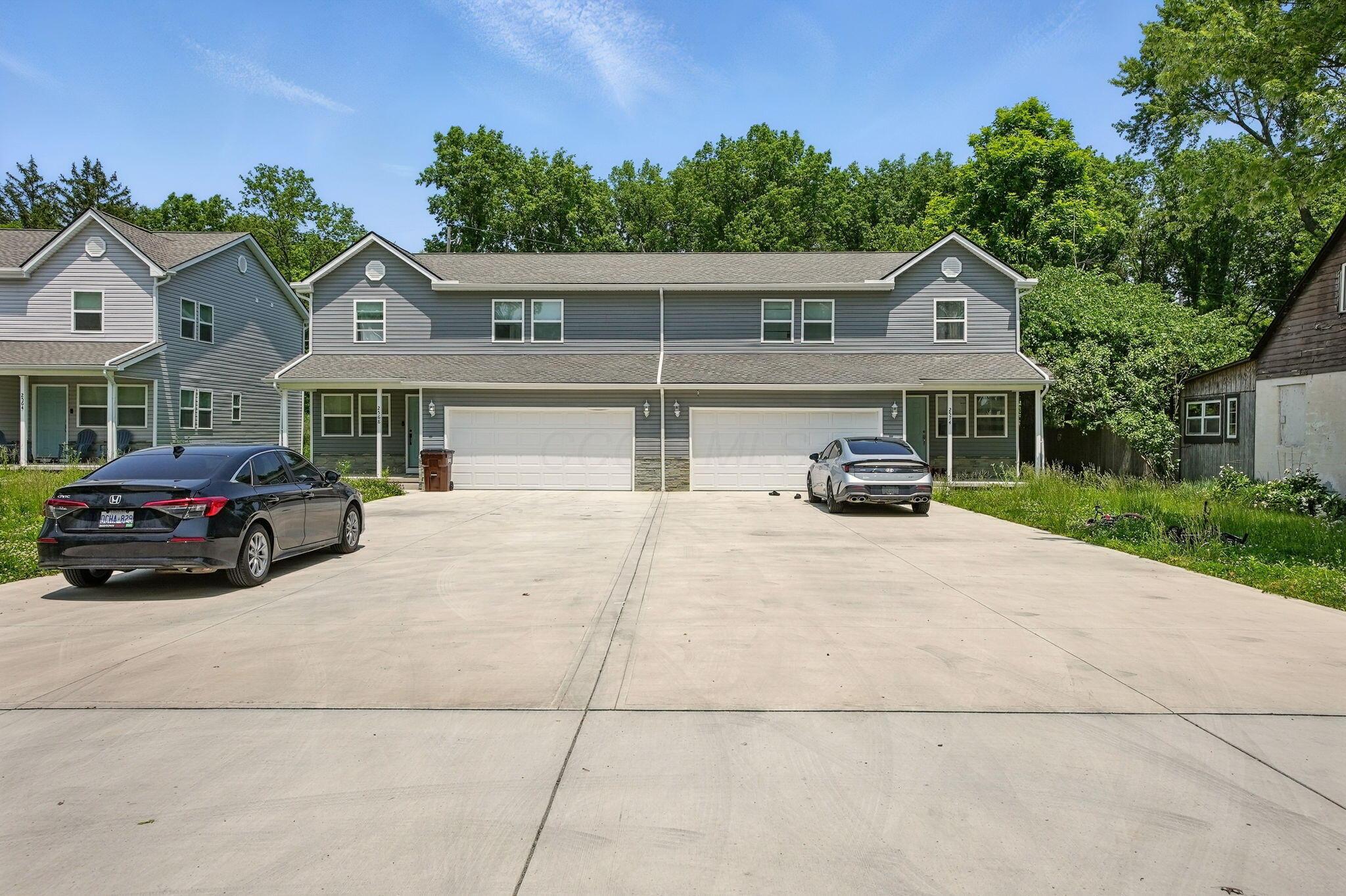 2568-2574 Clybourne Road Property Photo