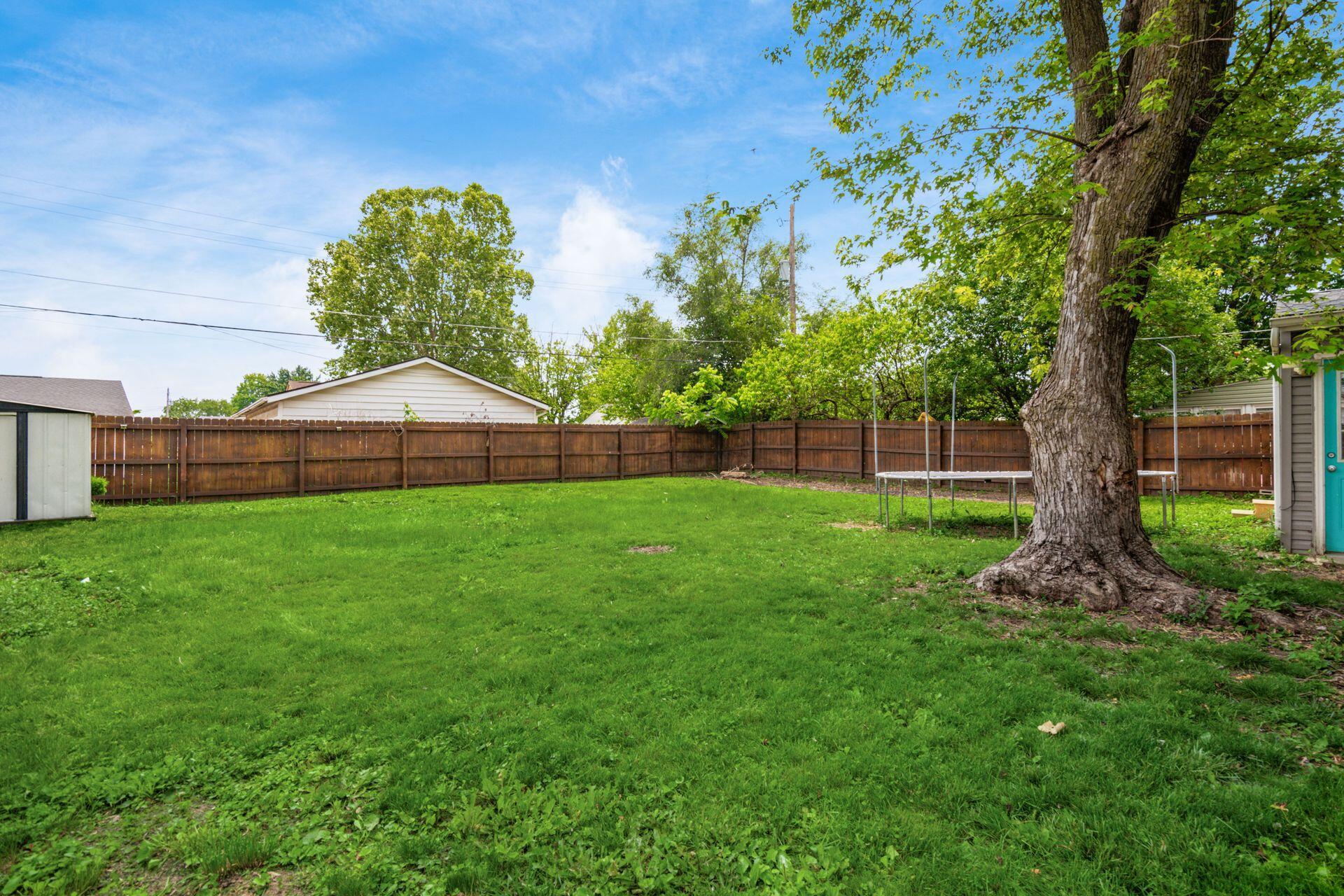 5186 Meadowbrook Drive Property Photo 30