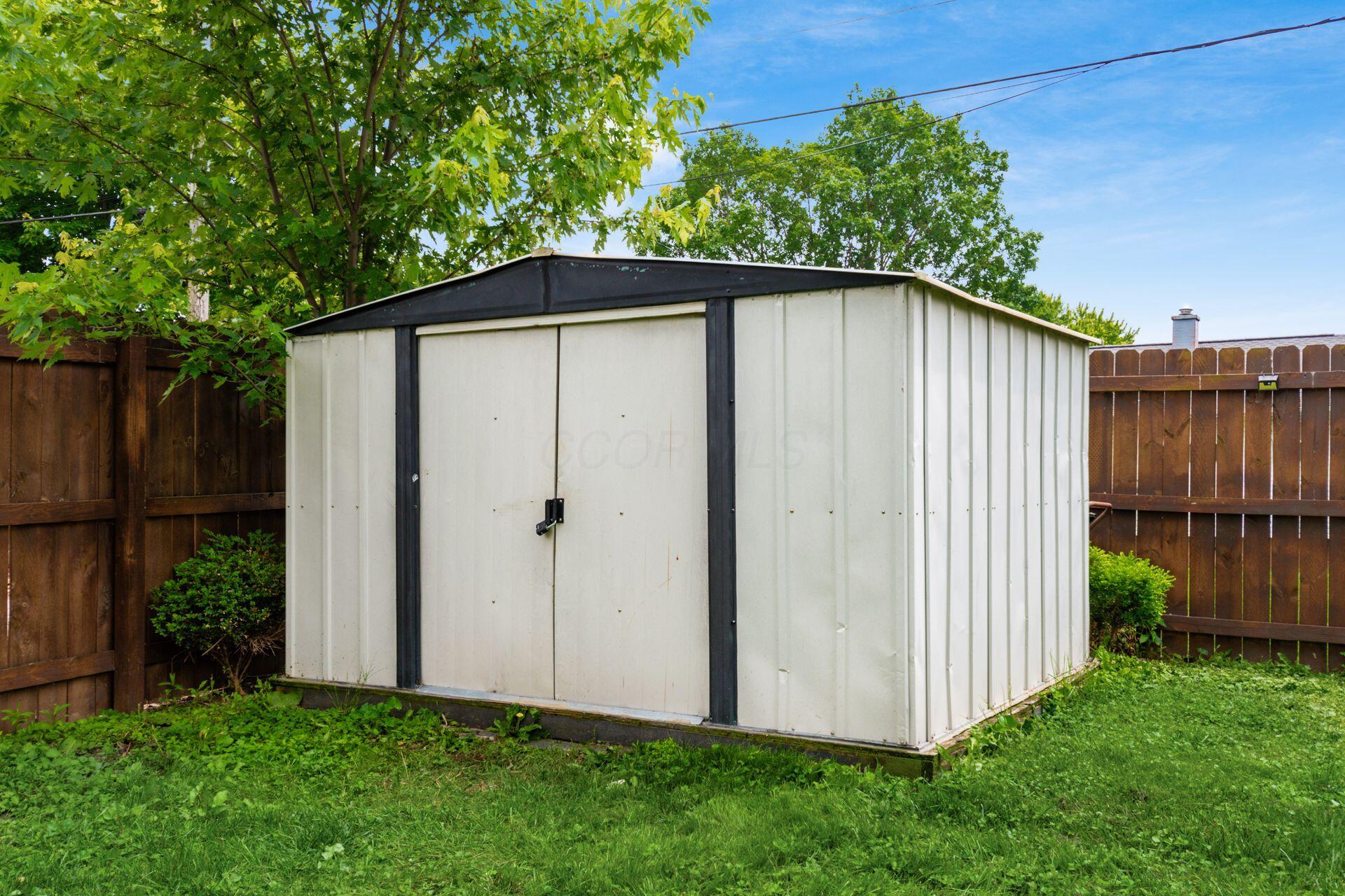 5186 Meadowbrook Drive Property Photo 31