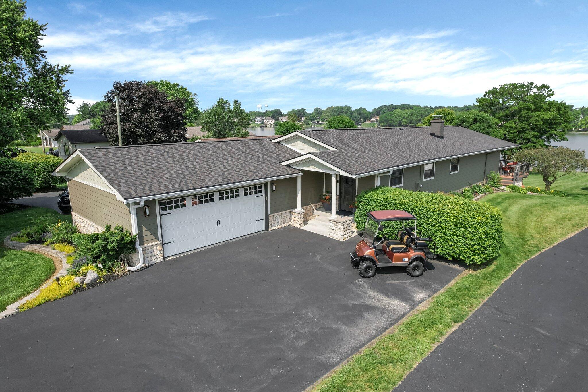 1250 E Choctaw Drive Property Photo 1