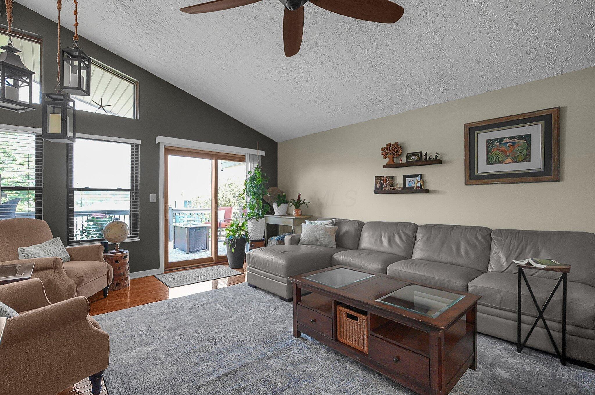 1250 E Choctaw Drive Property Photo 9