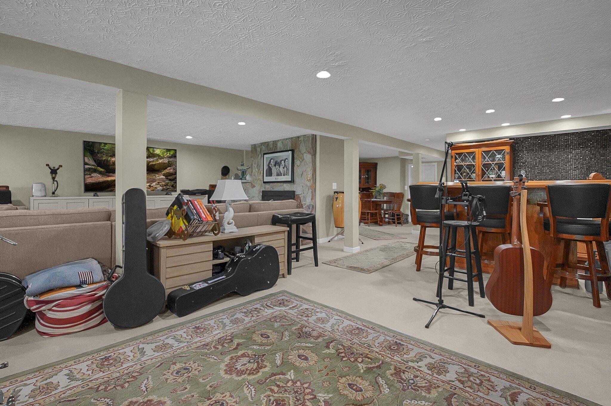 1250 E Choctaw Drive Property Photo 40