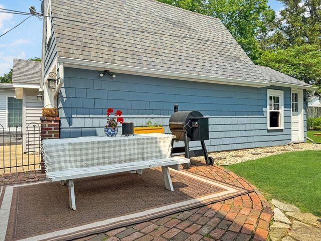 574 E Court Street Property Photo 9