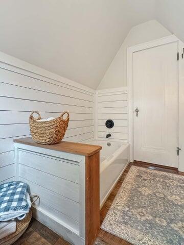 574 E Court Street Property Photo 62