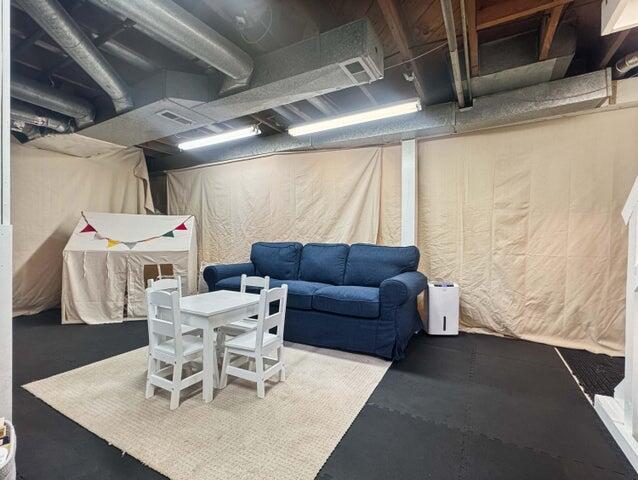 574 E Court Street Property Photo 67