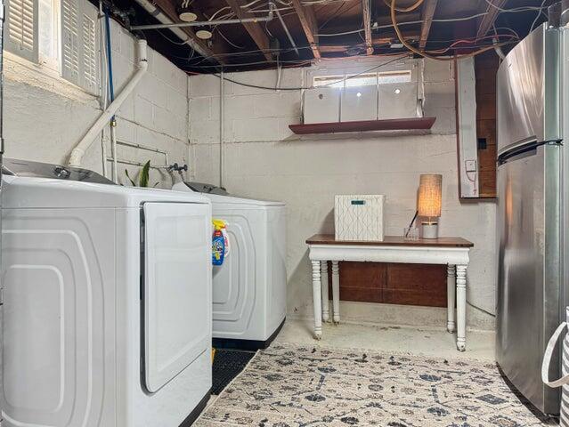 574 E Court Street Property Photo 70