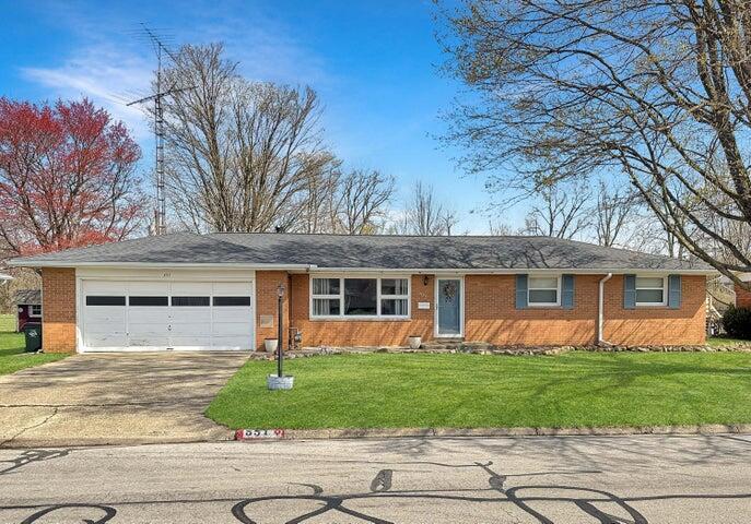 551 N Jefferson Avenue Property Photo 1