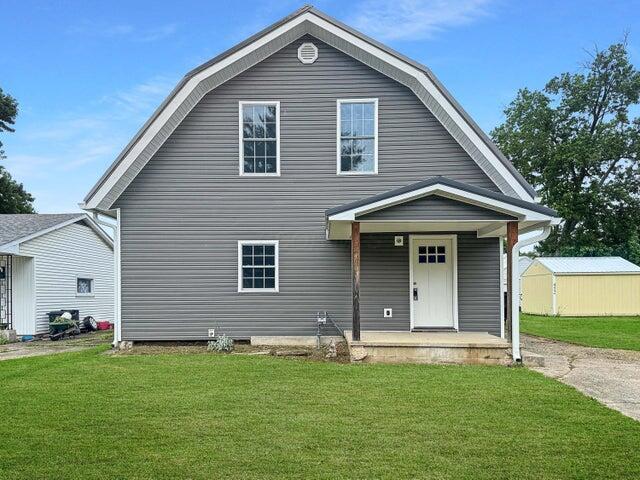 448 E Ward Street Property Photo 3