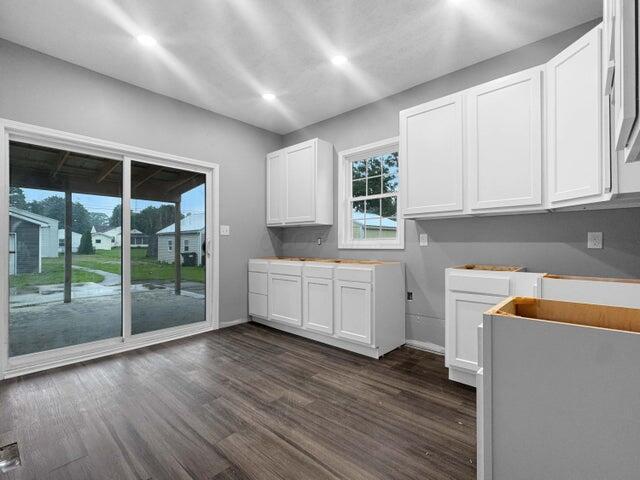448 E Ward Street Property Photo 13