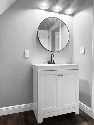 448 E Ward Street Property Photo 25