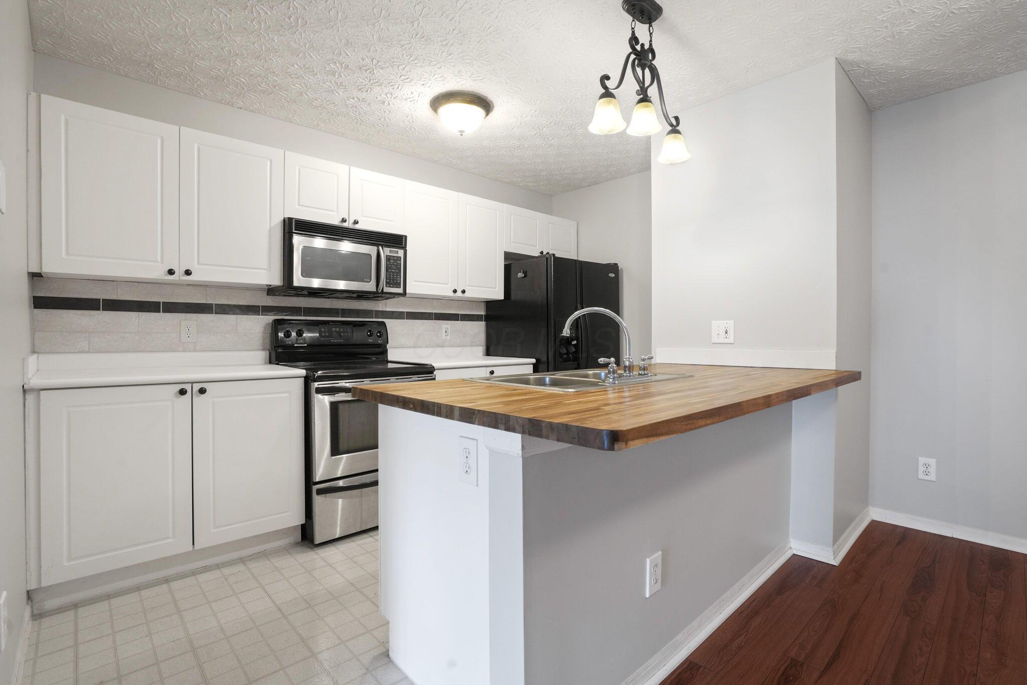 4655 Parrau Drive, 66a Property Photo 7