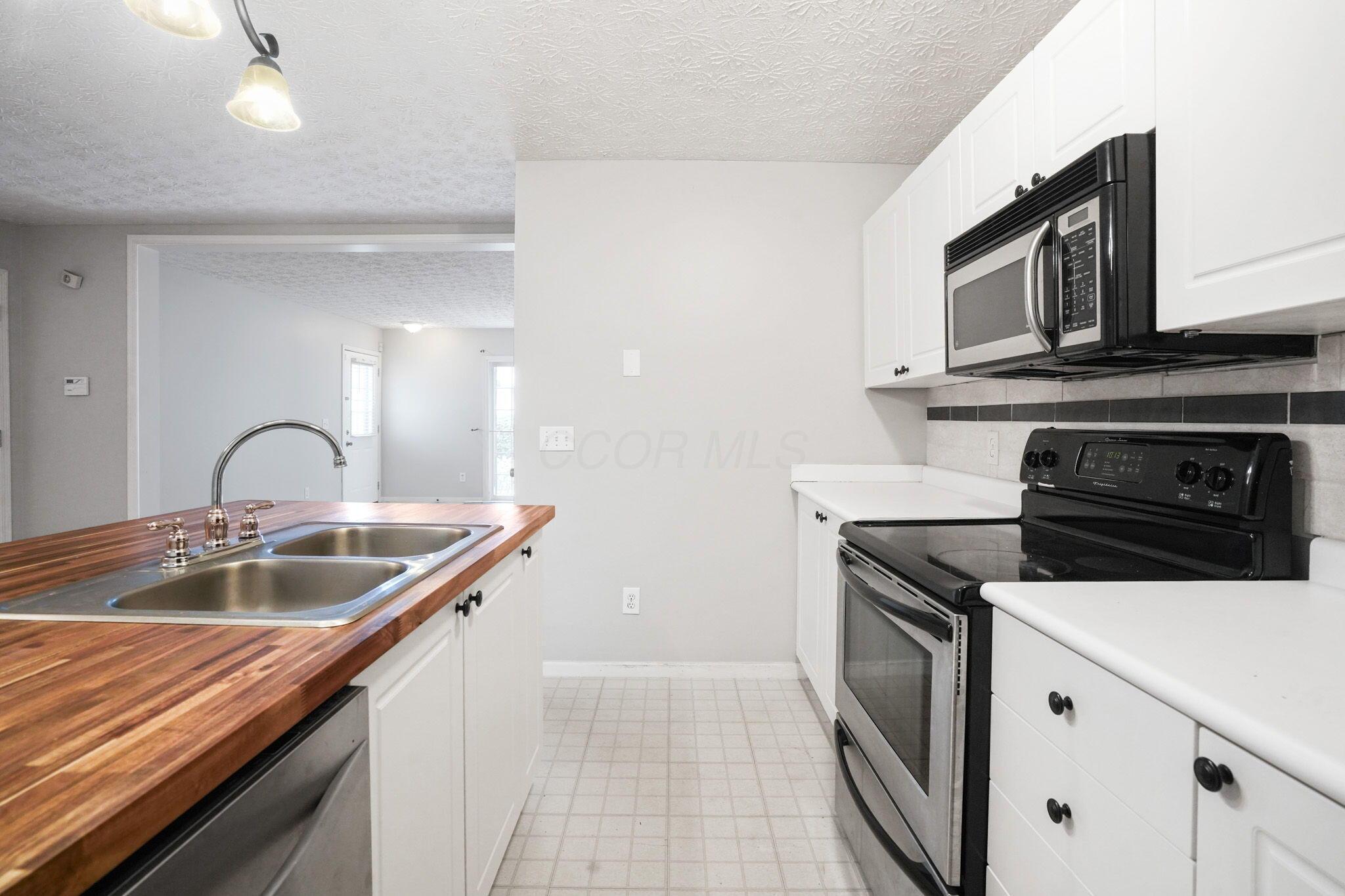 4655 Parrau Drive, 66a Property Photo 11