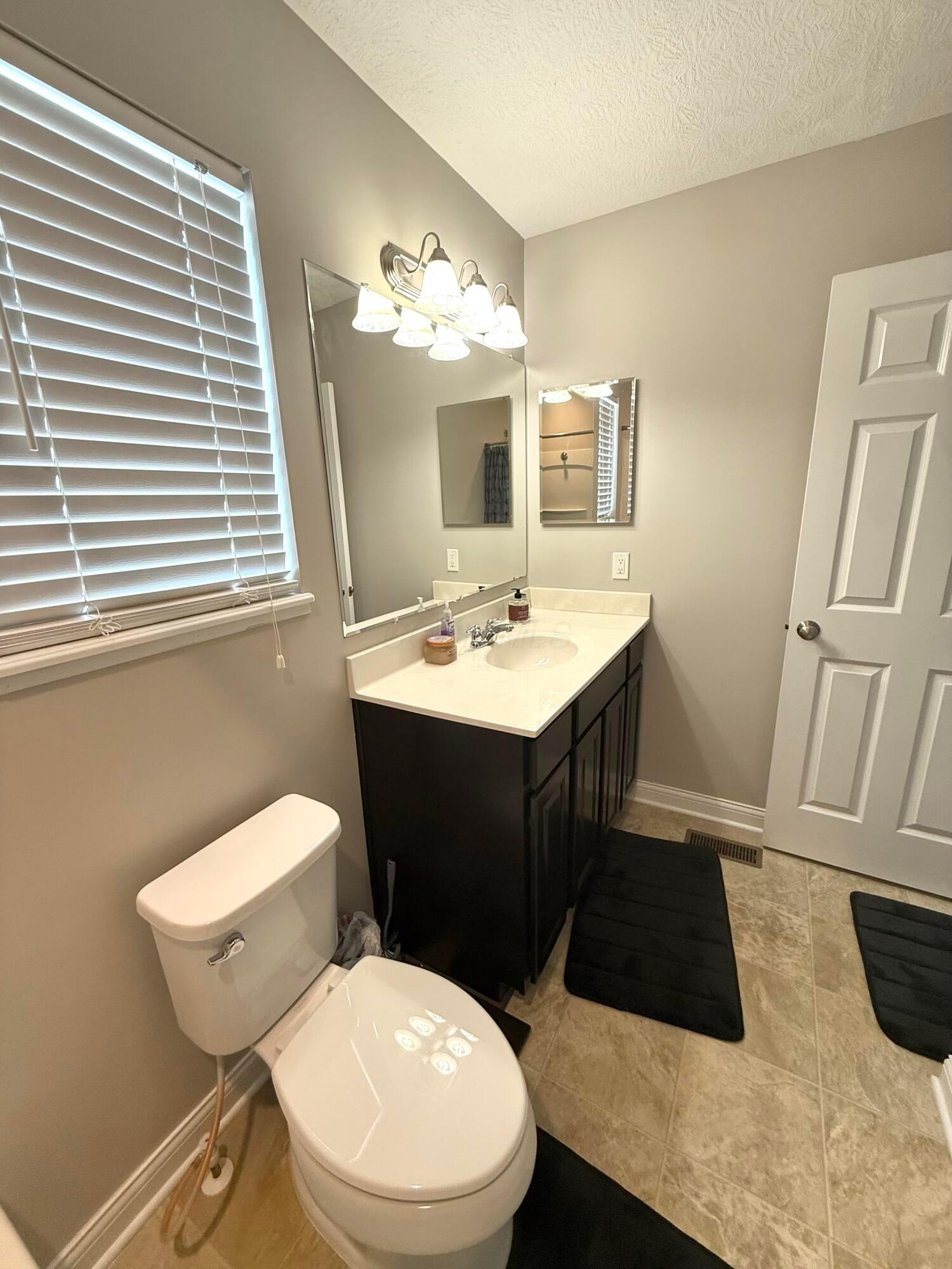 2210 Tournament Way Property Photo 9